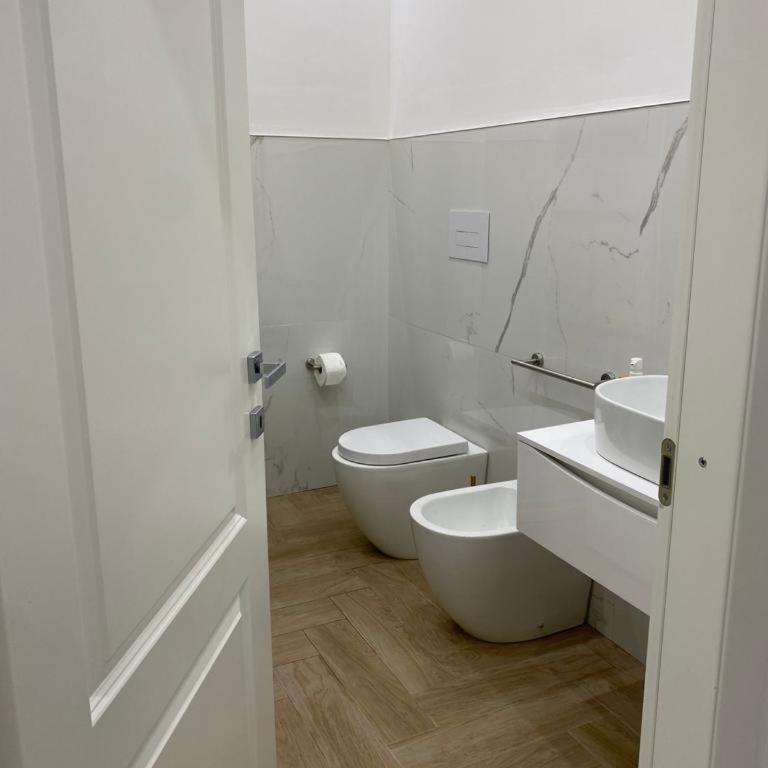 Vittorio Emanuele & Quattro Canti Suite Palermo - Appartamento Standard - 7