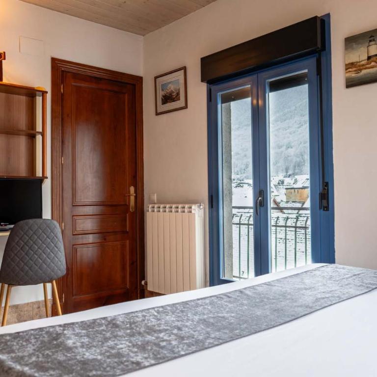 Hostal Nau Pradets - Habitación Doble Superior - 1 o 2 camas - 2