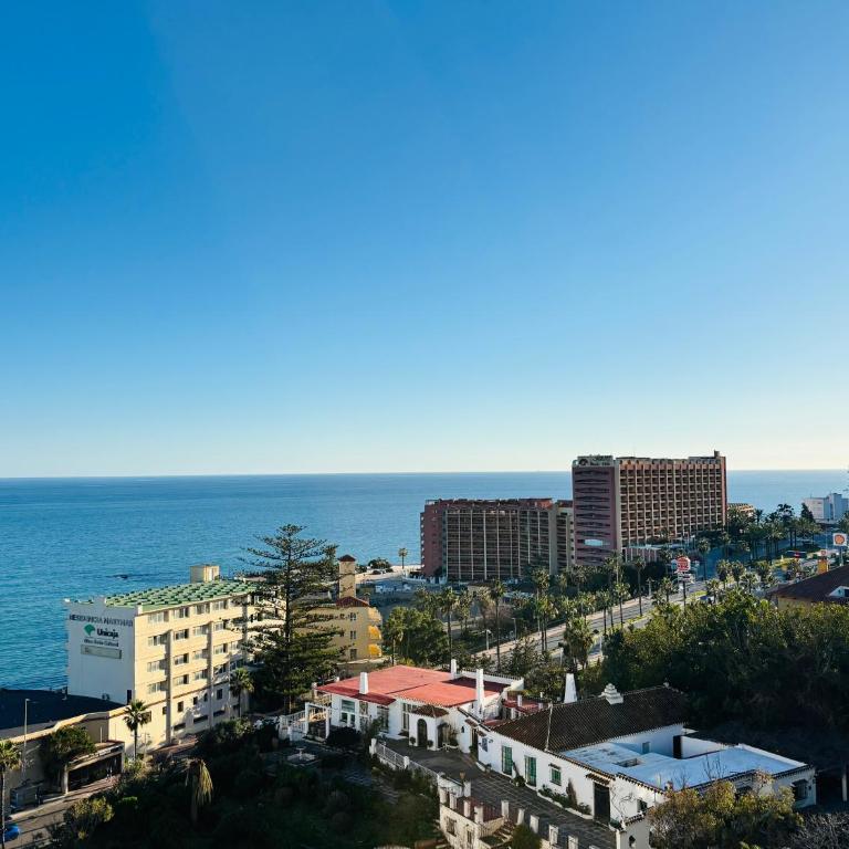 AlquilaEasy Aloha Playa - Apartment with stairs Sea View - 9
