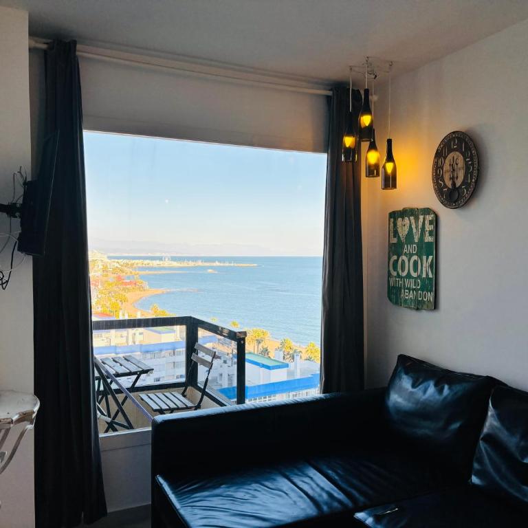 AlquilaEasy Aloha Playa - Apartment with stairs Sea View - 16