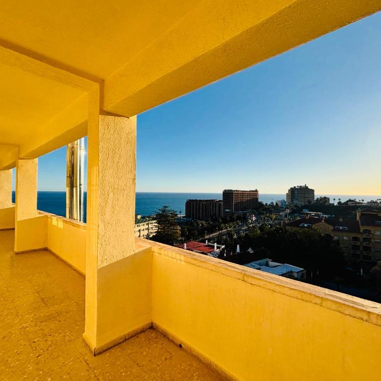 AlquilaEasy Aloha Playa - Apartment with stairs Sea View - 52