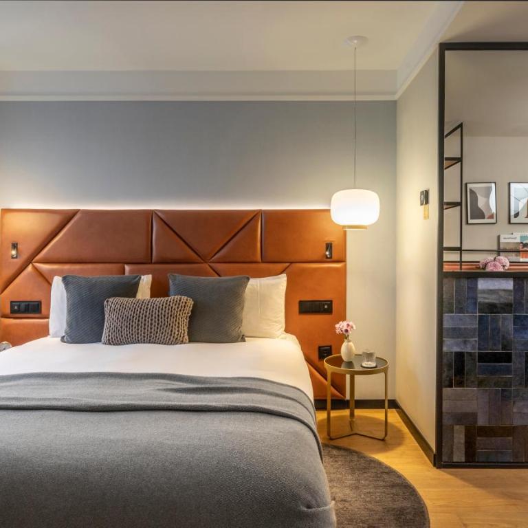 Kimpton Vividora Hotel by IHG - Premium King Room - 3