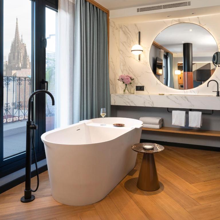 Kimpton Vividora Hotel by IHG - King Suite - 6