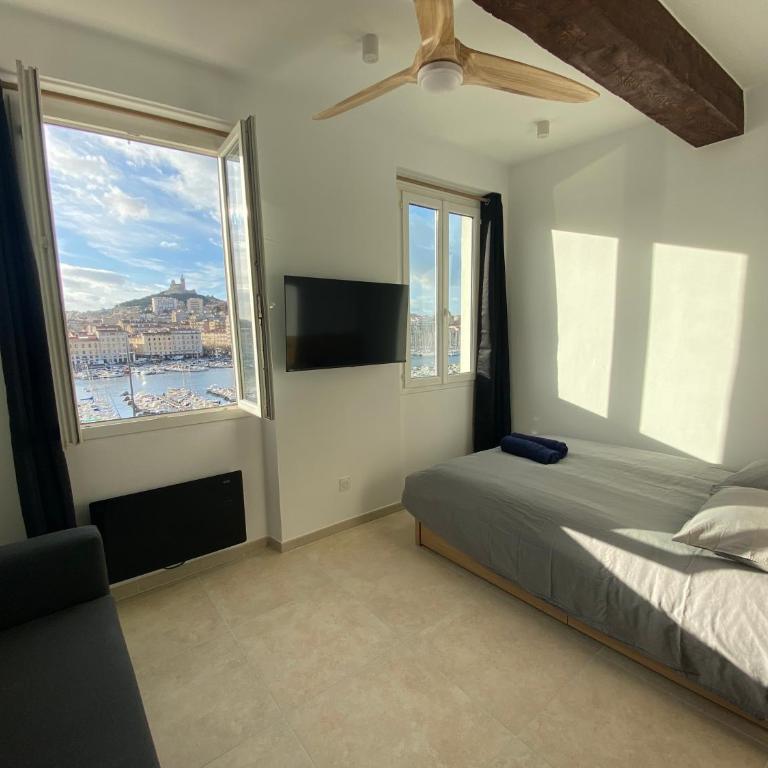 Appartement vue imprenable Vieux-Port et Notre Dame - Studio - Vue sur Mer - 1