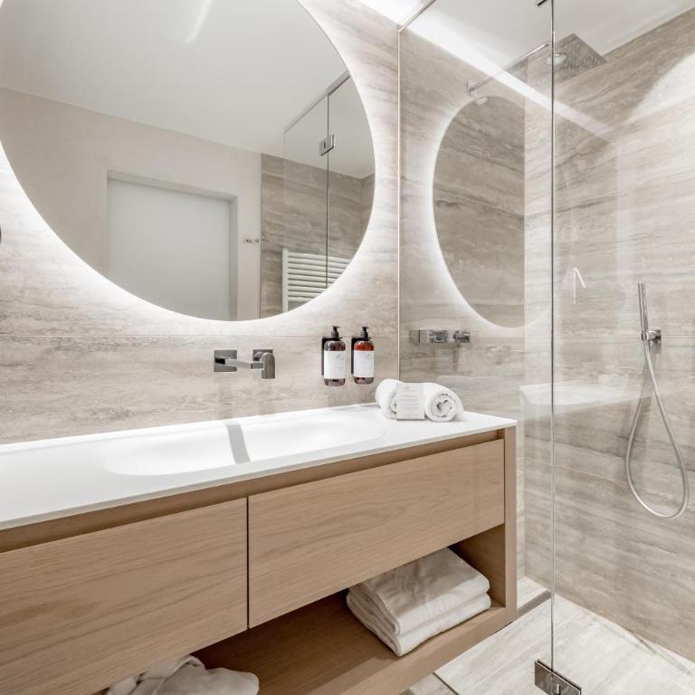 Hotel Weisses Lamm - Deluxe Doppelzimmer - 10