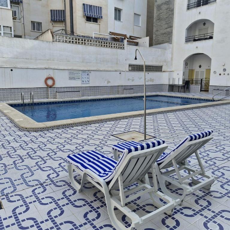 La Casa de Verónica - Serene Apartment with Shared Pool, Steps from the Beach - Apartamento con vistas a la piscina - 22