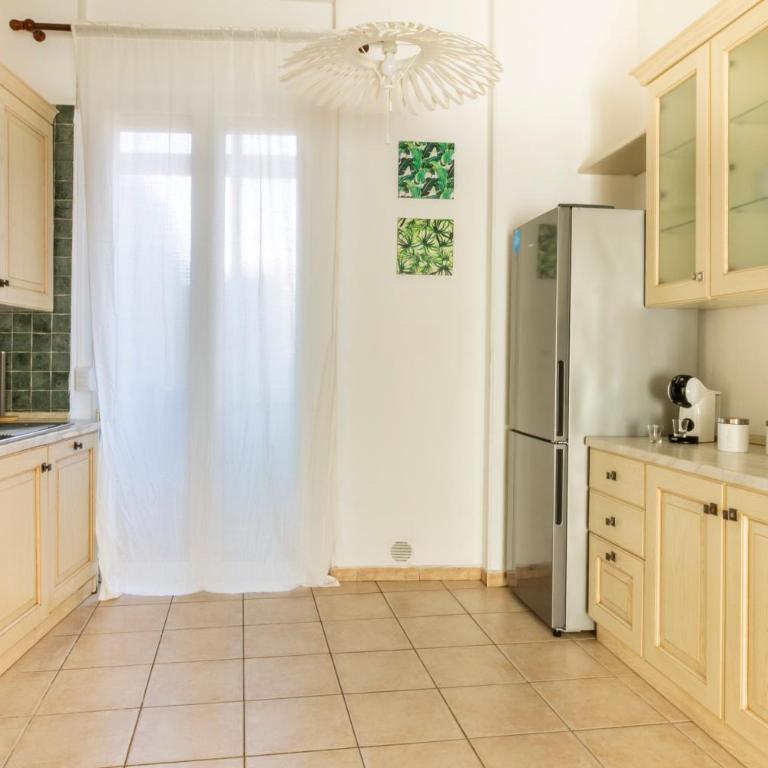 Cagliari Center - Sonnino House - Three-Bedroom Standard Apartment - 16