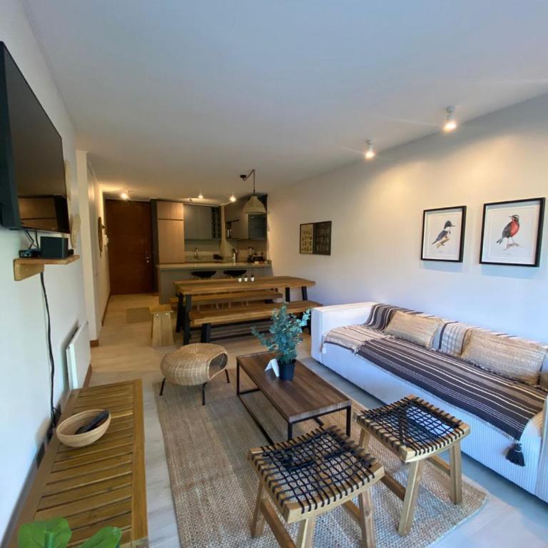 Moderno Edifício Frente al Lago - Apartamento de 2 dormitorios con balcón - 20