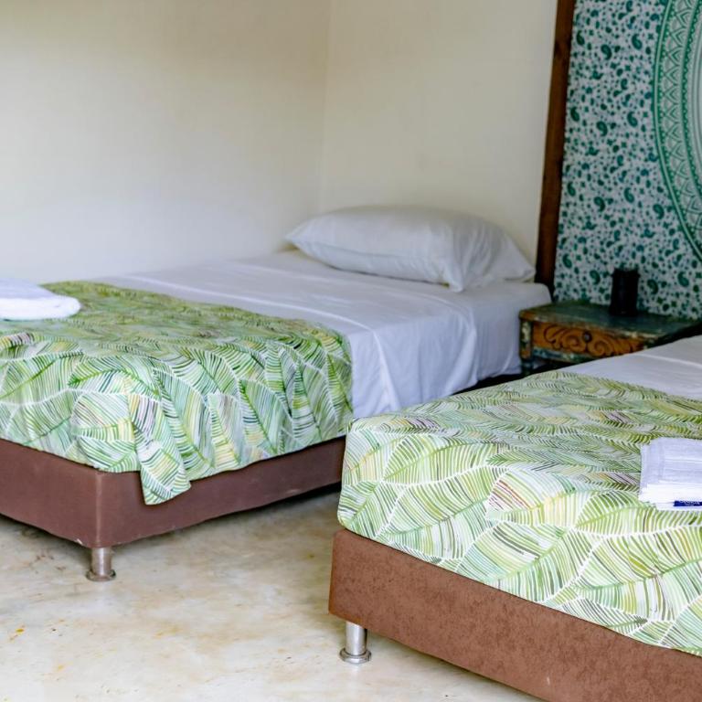 Hostal El Bohío - Habitación Triple Clásica - 3