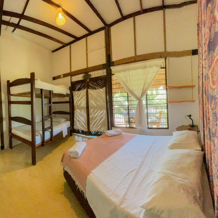 Hostal El Bohío - Habitación Cuádruple Deluxe - 2