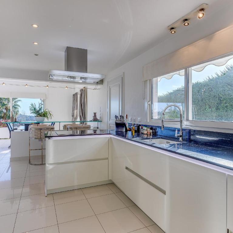 VILLA LOUPA VI4489 by Riviera Holiday Homes - Villa with Private Pool - 9