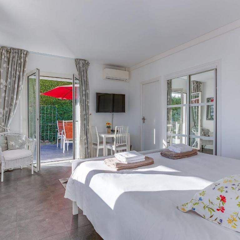VILLA LOUPA VI4489 by Riviera Holiday Homes - Villa with Private Pool - 18