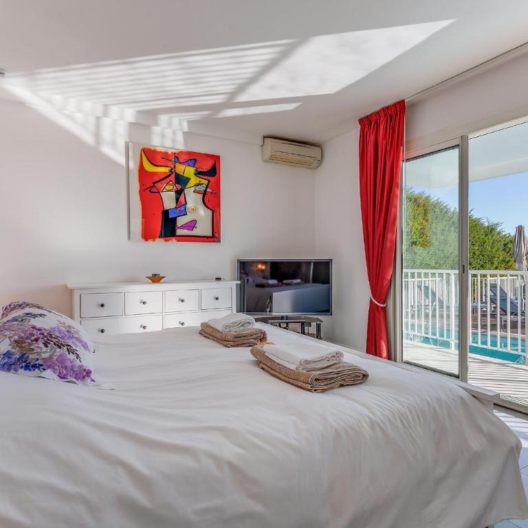 VILLA LOUPA VI4489 by Riviera Holiday Homes - Villa with Private Pool - 20
