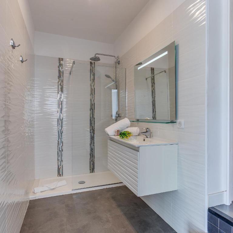 VILLA LOUPA VI4489 by Riviera Holiday Homes - Villa with Private Pool - 22