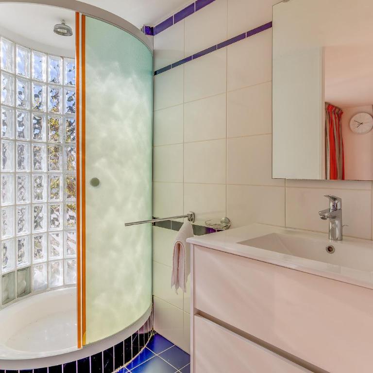 VILLA LOUPA VI4489 by Riviera Holiday Homes - Villa with Private Pool - 28