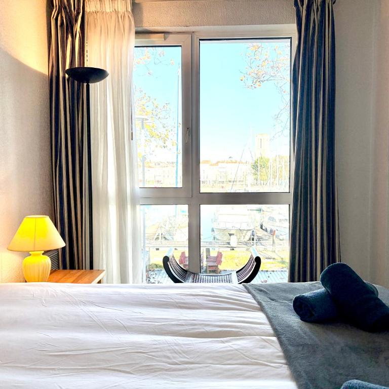 Vue sur port de la Rochelle et place de Parking - Apartment mit 1 Schlafzimmer - 12