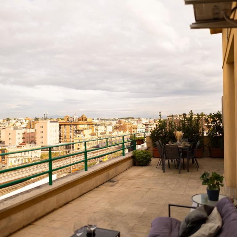Porto Fluviale Penthouse - Rome Collection - Two-Bedroom Apartment - 49