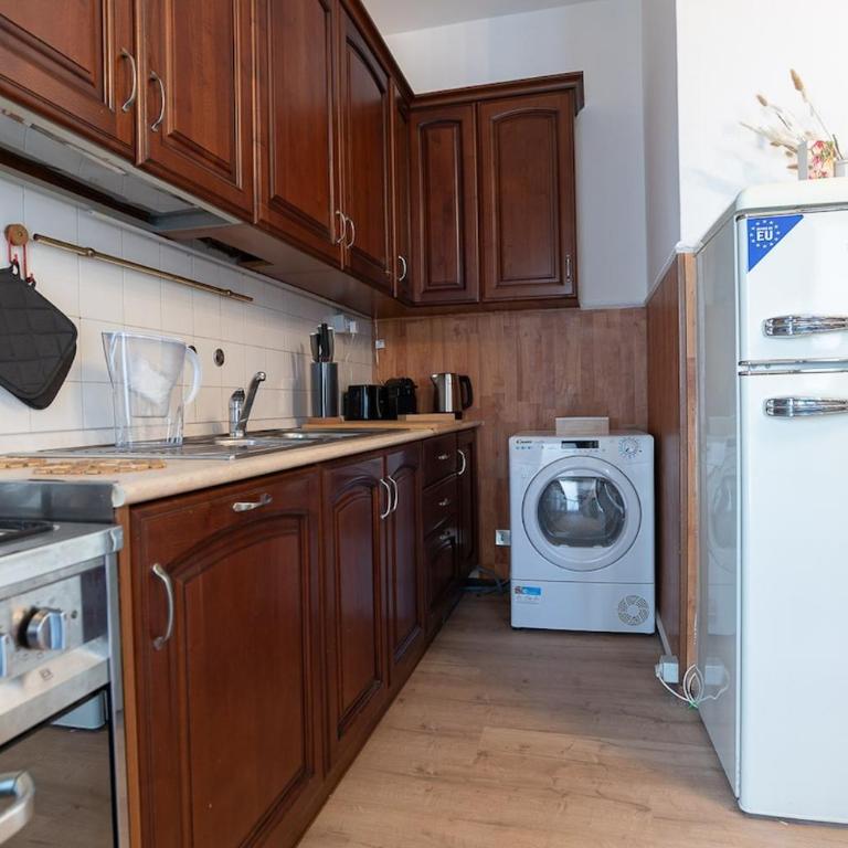 Three bedroom Central flat Near train station - Appartamento con 3 Camere da Letto - 32