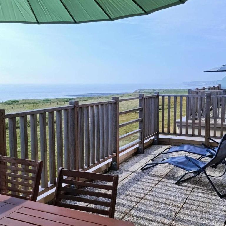 Appartement avec Terrasse et Parking Privatif, Proche Commerces - FR-1-675-28 - Apartment - 7
