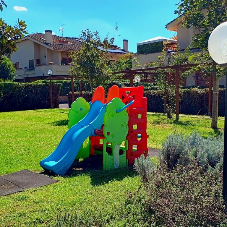 Guests Suite Apartment in Residence Villa nel Verde a Roma Aeroporto Ciampino - Villa - 47