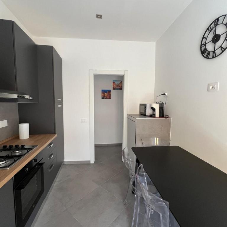 Modern Vatican Home - One-Bedroom Apartment - 22