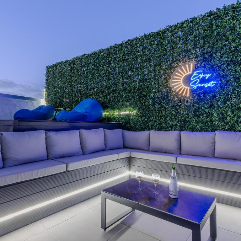 Modern house with sea views, pool and a chillout terrace - Casa de 2 dormitorios - 1