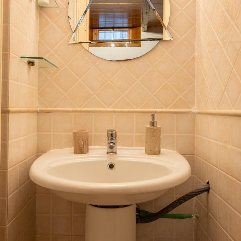 Casa Torre - Palio di Siena - Two-Bedroom Apartment - 24