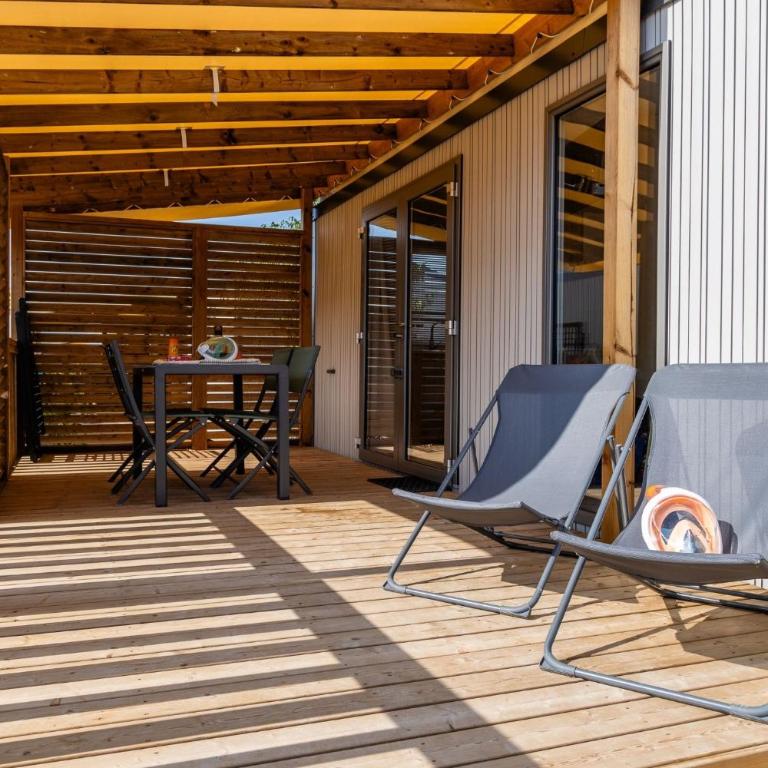 Camping les Tamaris *** - Mobile Home Premium - 4 Personnes - 4