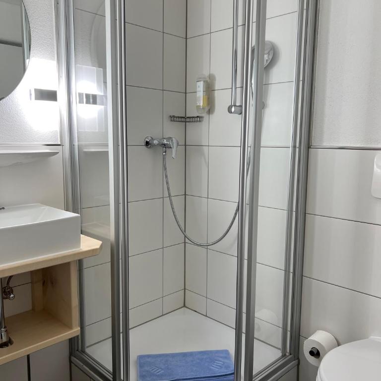Gasthof Löwen - Doppelzimmer mit Balkon - 5