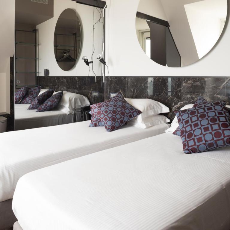 Hotel Michelangelo - Smart Room Sea Front - Window, No Balcony - 2