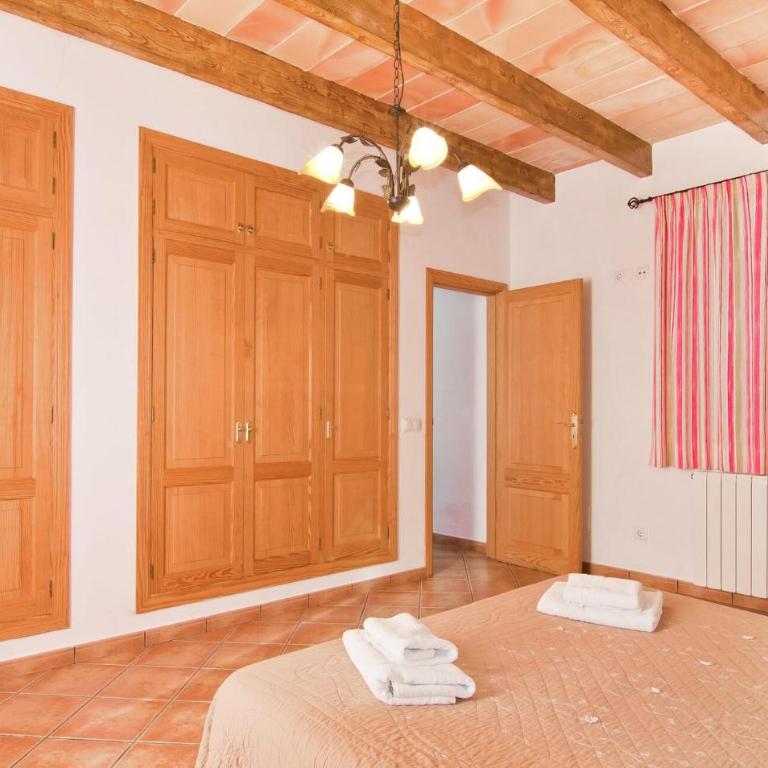 Can Mates Nou - Four-Bedroom Vacation Home - 15