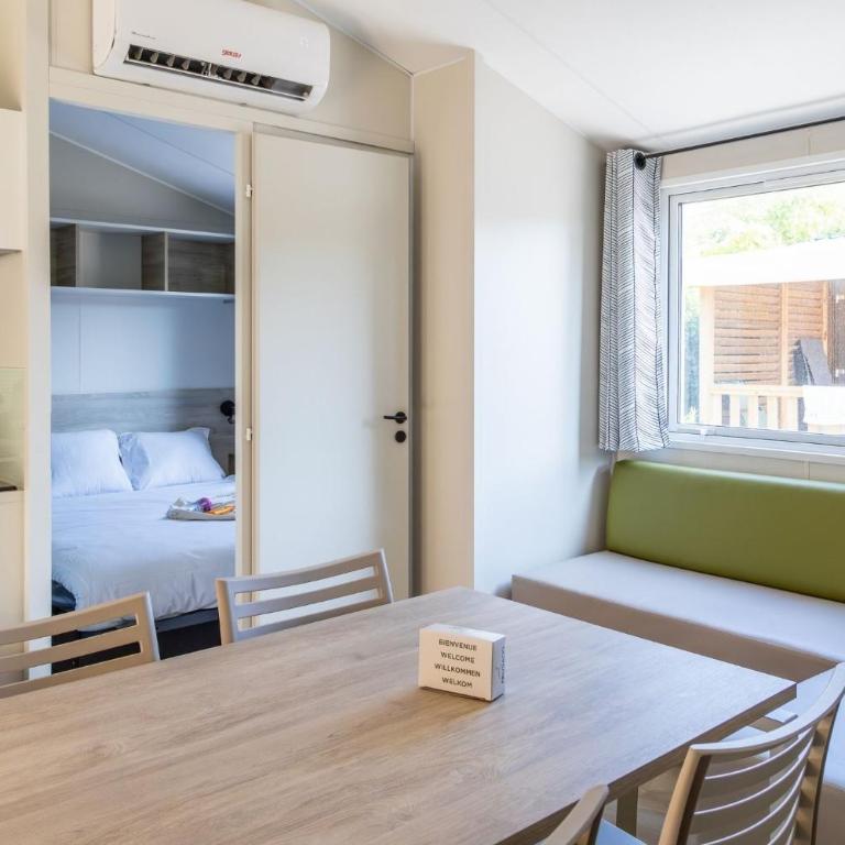 Camping les Tamaris *** - Mobile Home Premium - 6 Personnes - 6