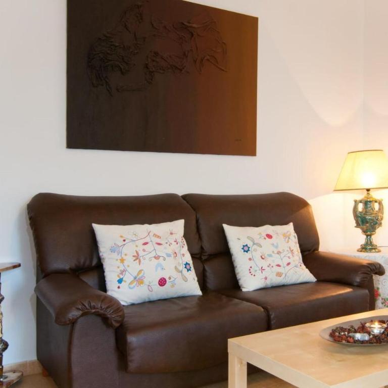 Can Picafort - Six-Bedroom Holiday Home - 3
