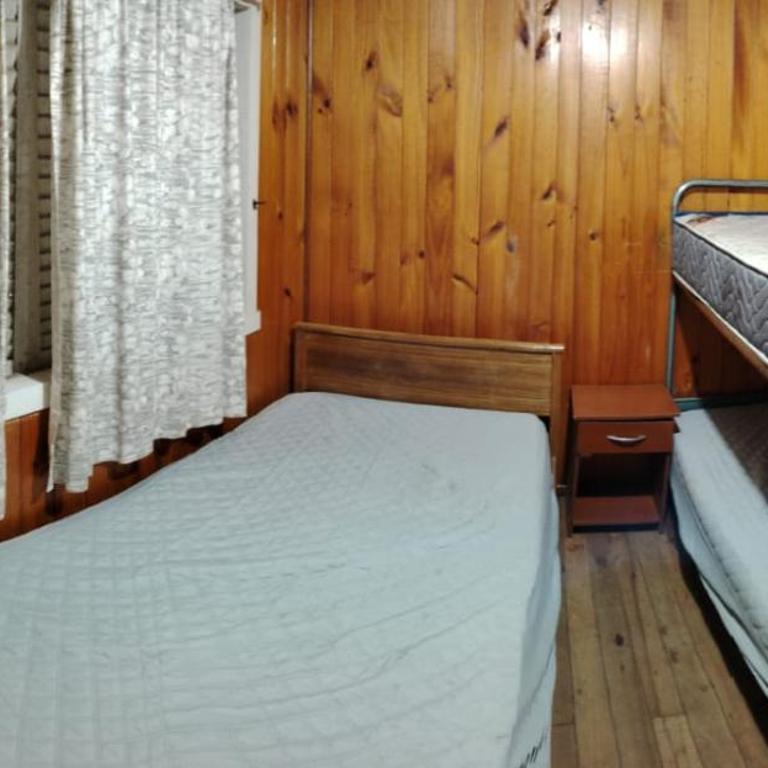 casa en Lican Ray - Four-Bedroom House - 10