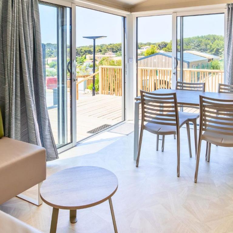 Camping les Tamaris *** - Grand Mobile Home 6 Places Premium Colline - 7