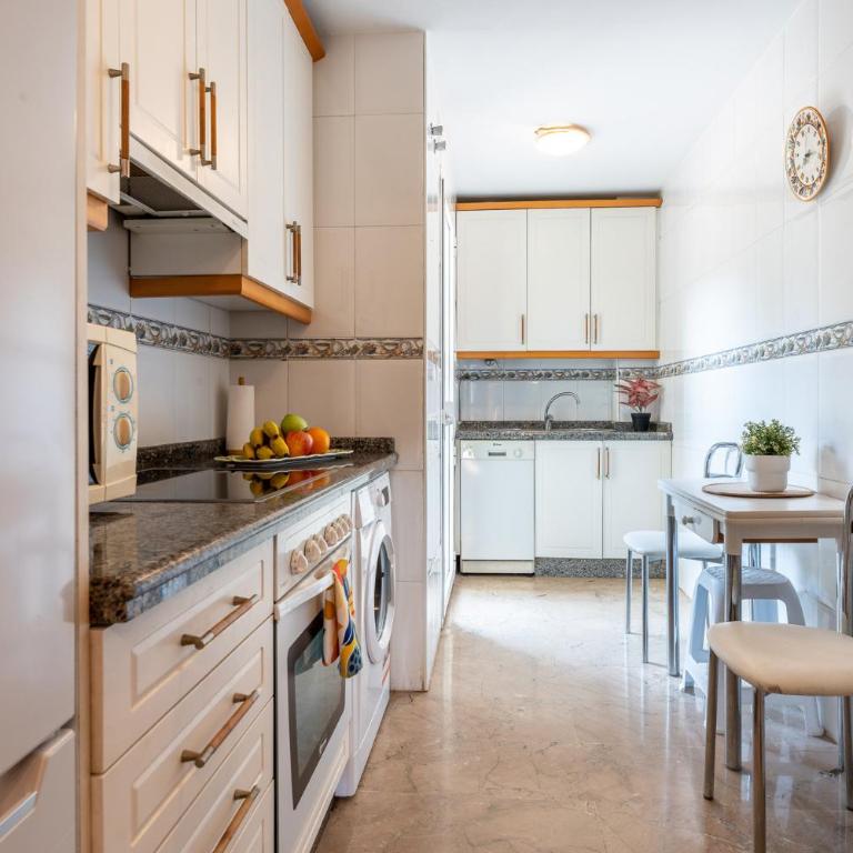 MalagaSuite Playamar Terrace & Pool - Apartamento de 2 dormitorios con terraza - 11