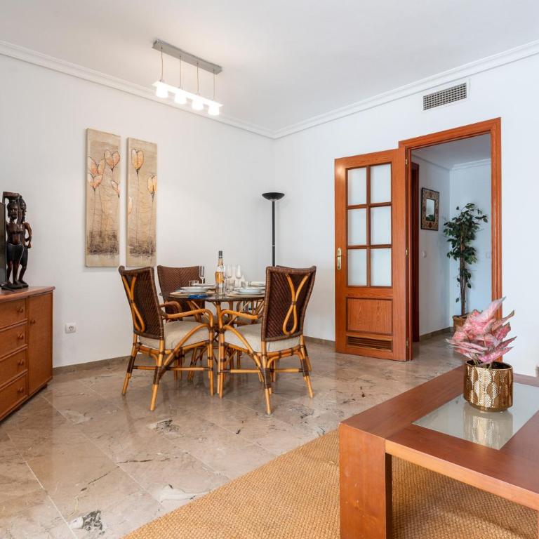 MalagaSuite Playamar Terrace & Pool - Apartamento de 2 dormitorios con terraza - 4