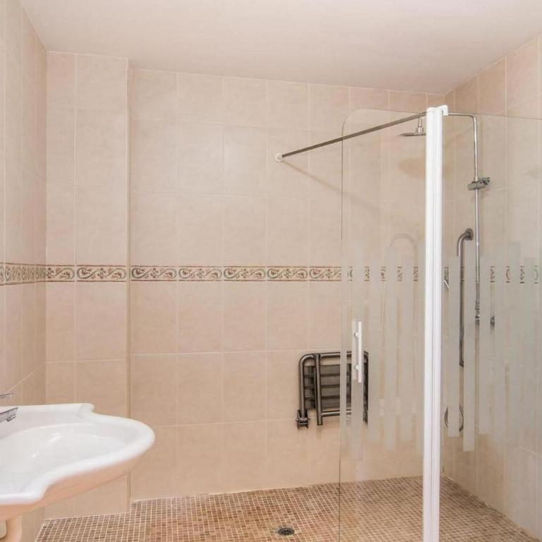 Can Picafort - Six-Bedroom Holiday Home - 31