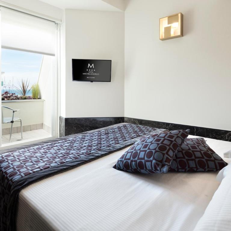 Hotel Michelangelo - Comfort Junior Suite with Partial Sea View - 3