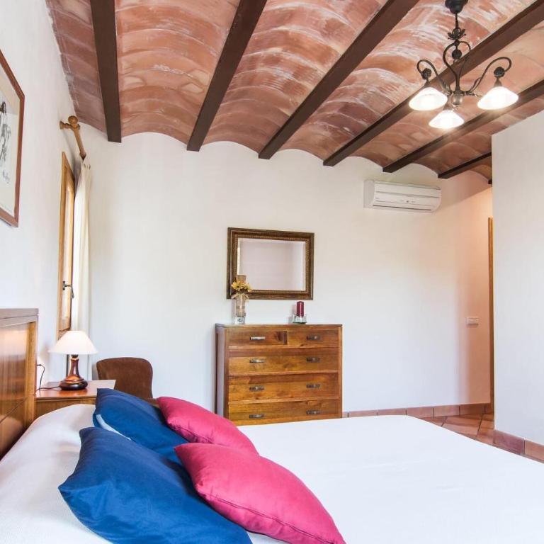 Can Polito - Three-Bedroom Vacation Home - 12