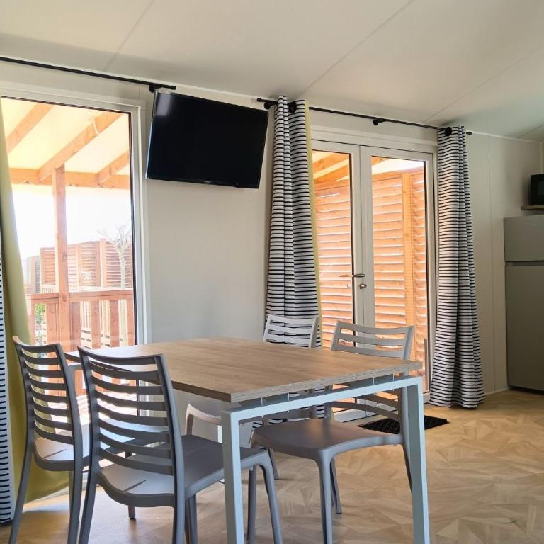 Camping Pegomas - Mobile Home Premium - 4 Personnes - 4