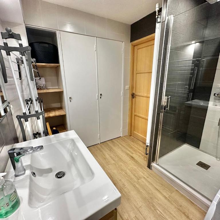 Ludivine - Appartement 7 personnes avec Balcon et Parking - Apartment mit 3 Schlafzimmern - 21