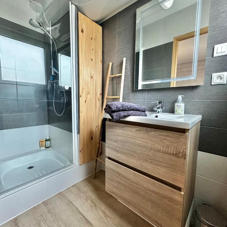 Ludivine - Appartement 7 personnes avec Balcon et Parking - Apartment mit 3 Schlafzimmern - 22
