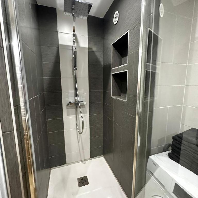 Ludivine - Appartement 7 personnes avec Balcon et Parking - Apartment mit 3 Schlafzimmern - 23