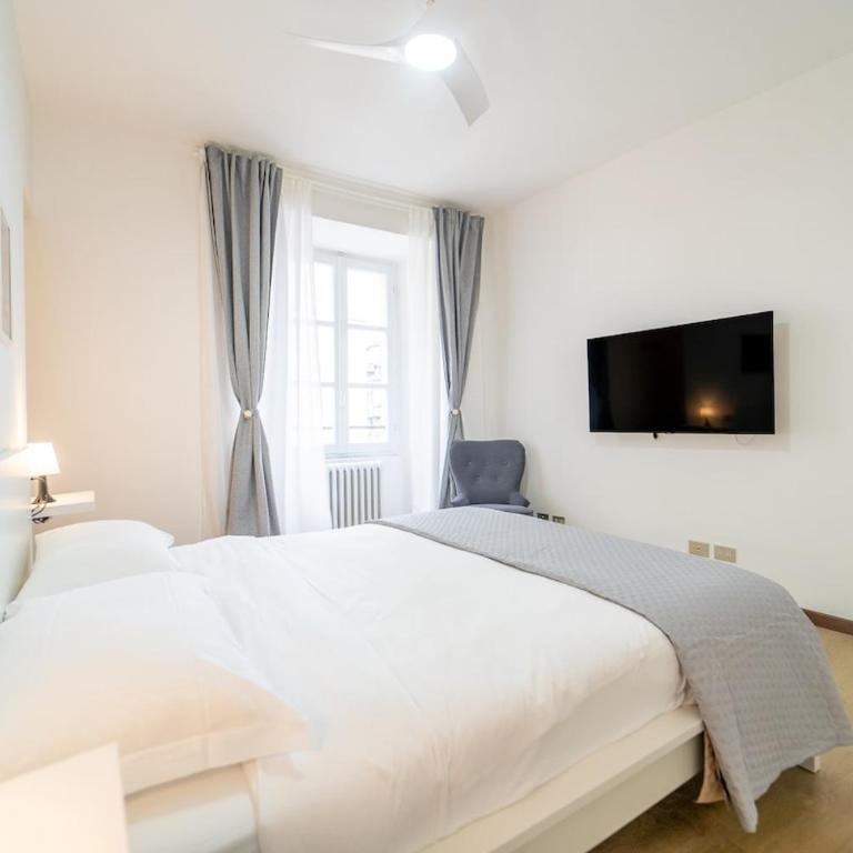 Apartament in the historic center of Como - One-Bedroom Apartment - 4