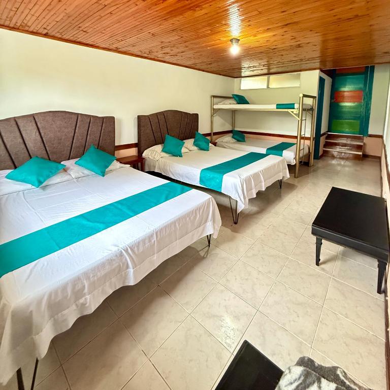 Hotel Campestre Sauzalito - Habitación Familiar - 4