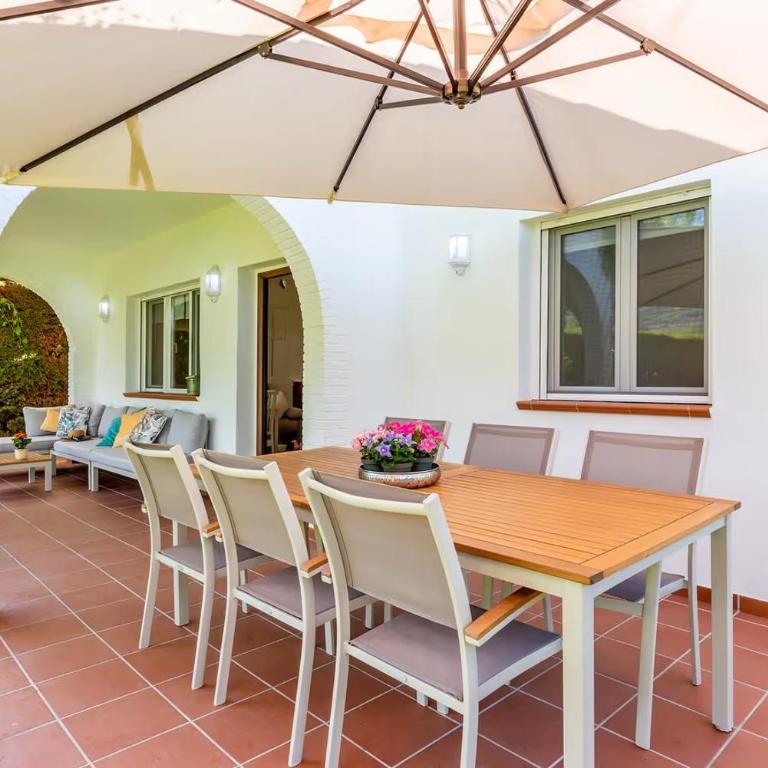 La Casa del Campo de Mis Rapacinos - Three-Bedroom House - 4