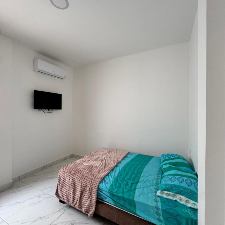 Lujosa Casa Privada con Piscina - Three-Bedroom House - 11