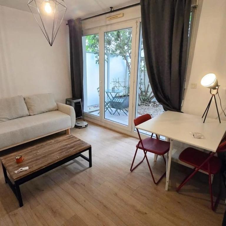 Le Rempart de Tours - Proche Gare - Terrasse - One-Bedroom Apartment - 9
