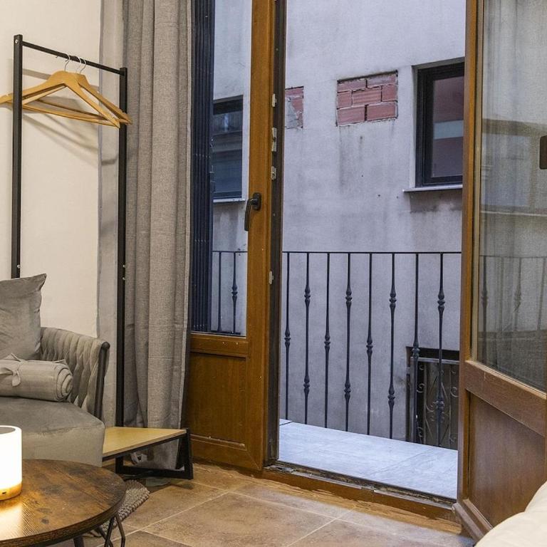 Winahost Loft Colón in downtown Valencia - Studio - 10